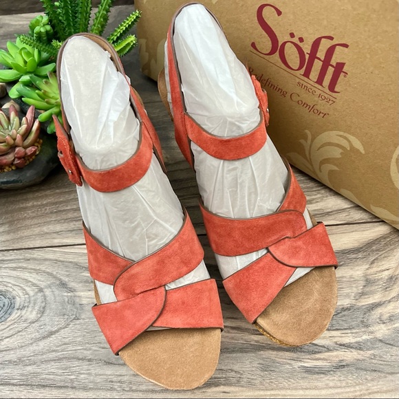 NIB Sofft Casidy Coral Suede Platform Wedge Sandal - Picture 2 of 12